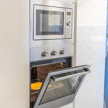 Loving - Super Modern Apartment, 300 M From The Seaside Апартаменти Алассіо