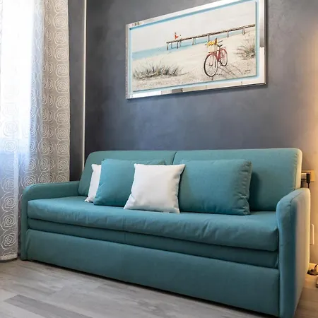Апартаменти Loving - Super Modern Apartment, 300 M From The Seaside Алассіо